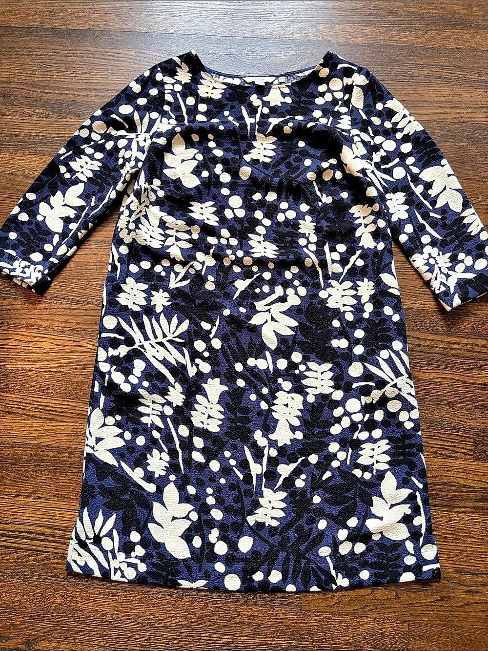boden Floral knee length Dress Blue & White Size 6